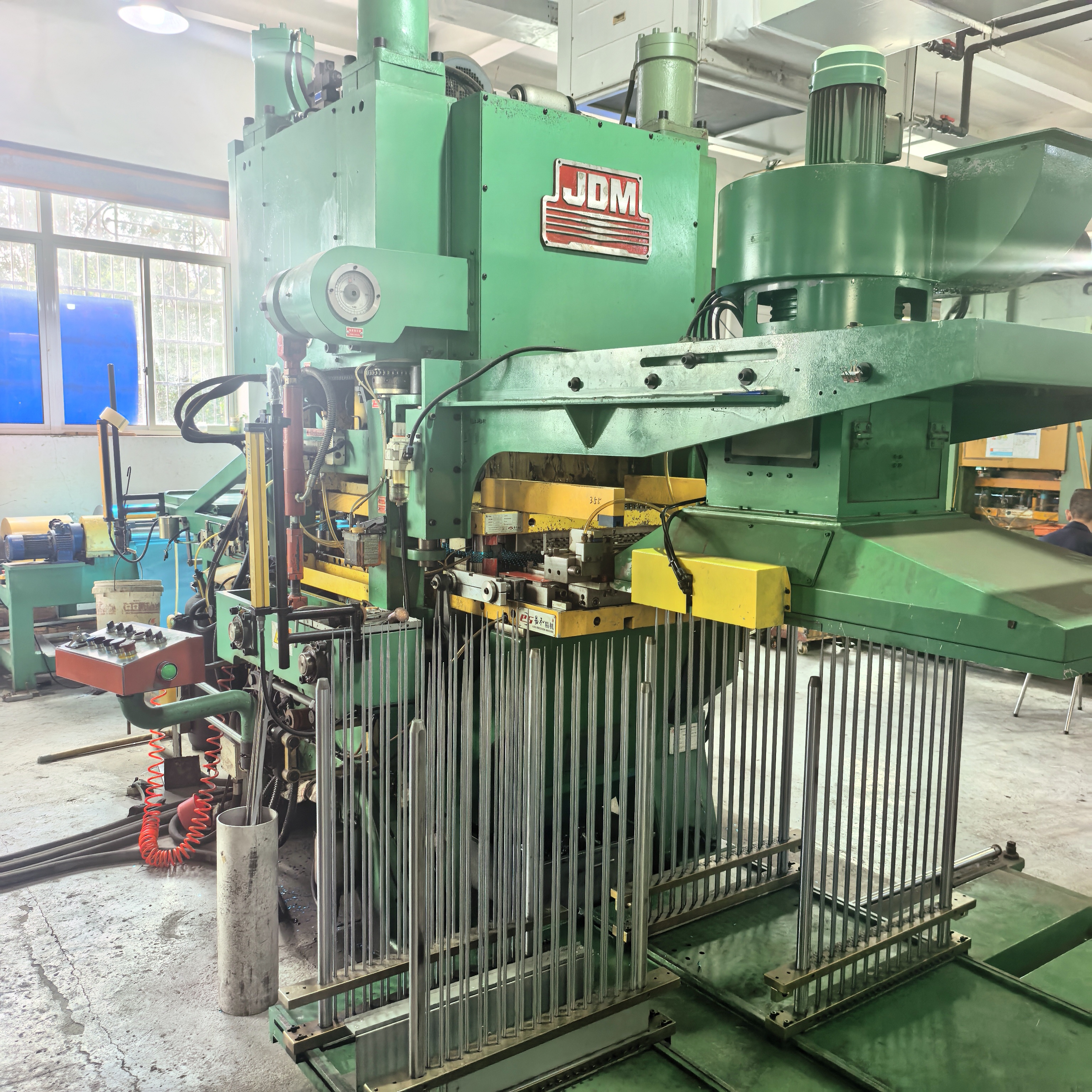 Fin stamping machine